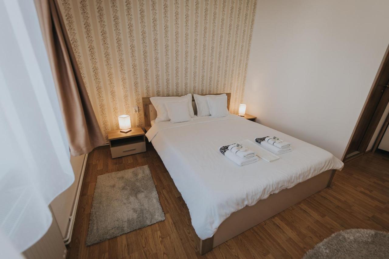 Gavri'S Classic Apartment Сибиу Екстериор снимка