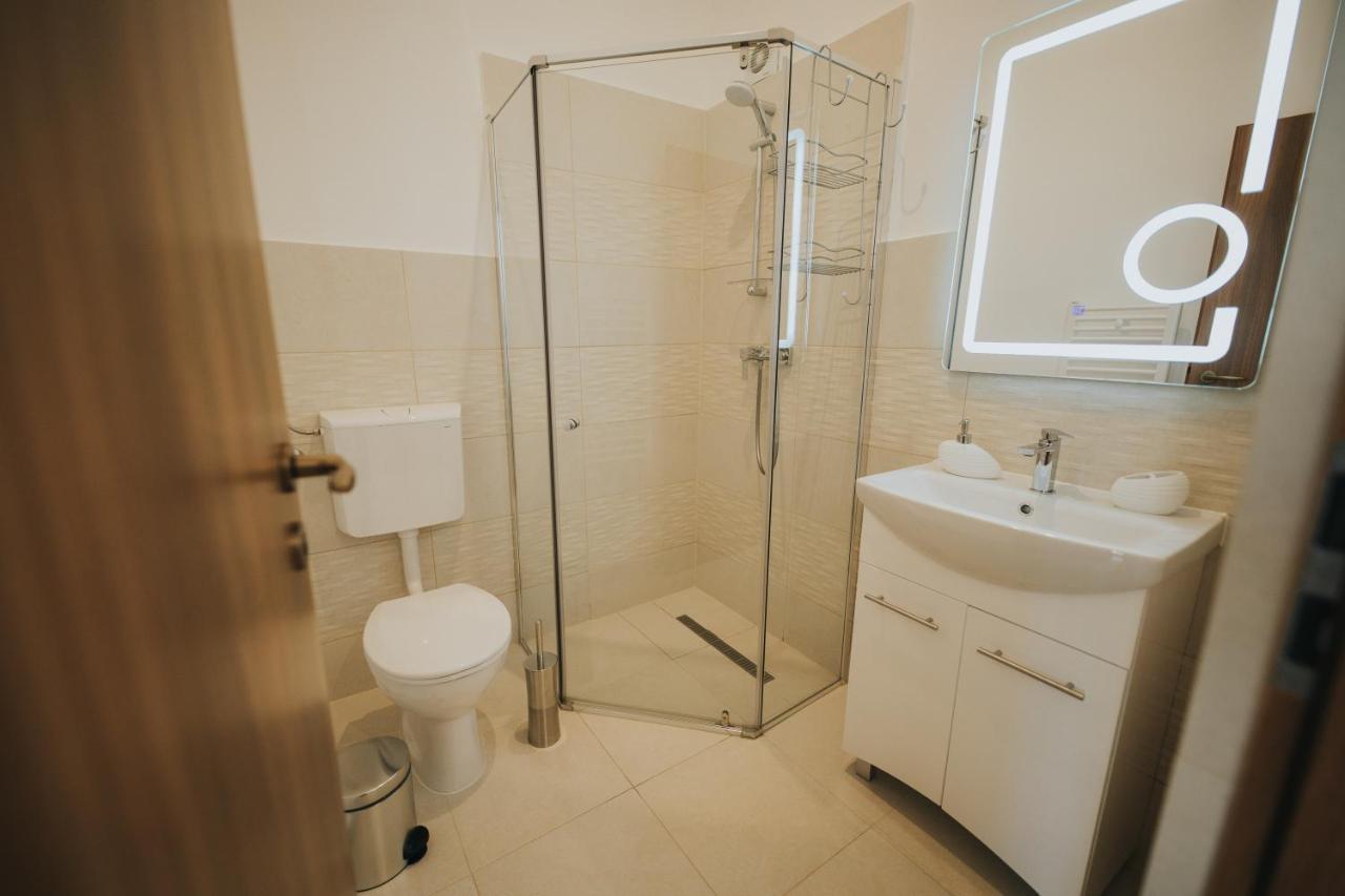 Gavri'S Classic Apartment Сибиу Екстериор снимка