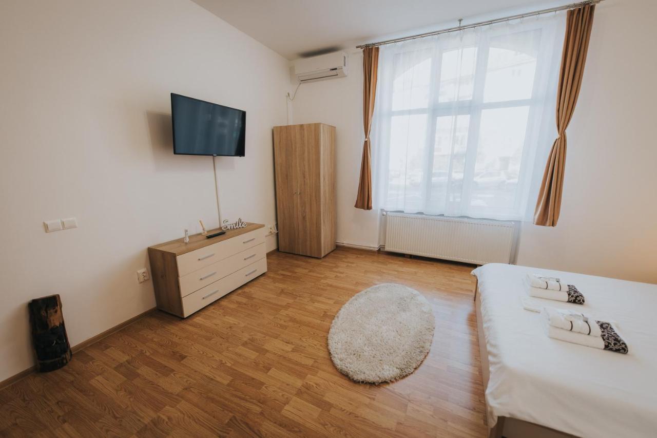 Gavri'S Classic Apartment Сибиу Екстериор снимка